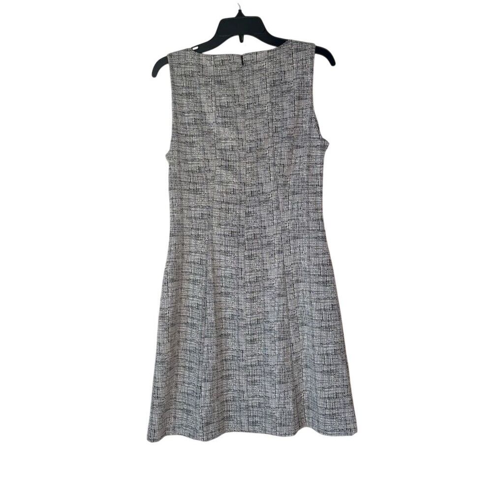 Tahari Women's Sleeveless A-Line Knee Length Dress Black & White Size 8 - Picture 2 of 4